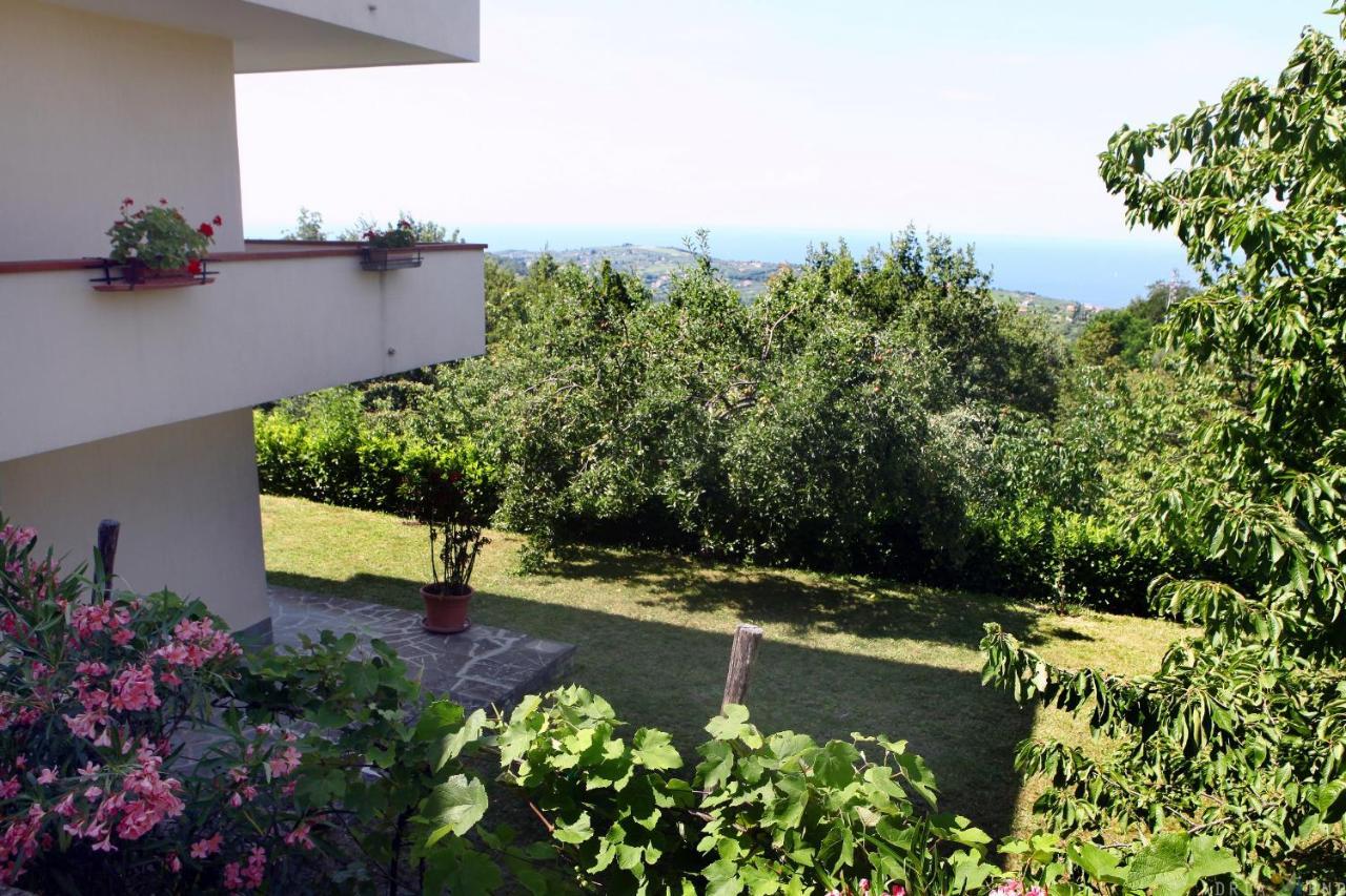 Garden Ville Izola Mira Екстер'єр фото